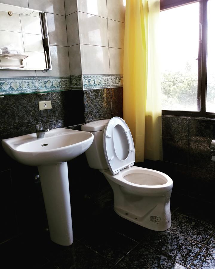 Pu Shi Homestay Yuli Zewnętrze zdjęcie